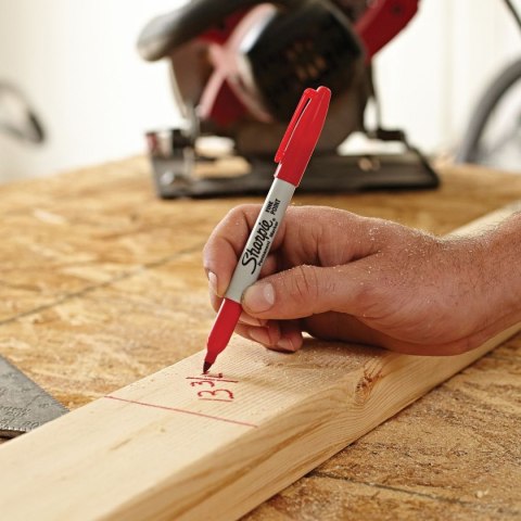 Marker permanentny wkład czerwony okrągła końcówka Paper Mate